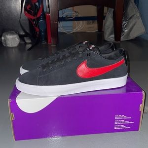 Nike SB Zoom Blazer Low GT Size 11